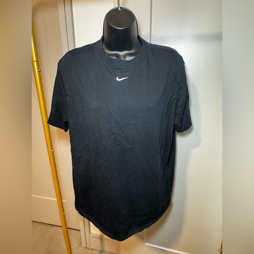 Nike Women’s Black Essential Embroidered Swoosh Tee